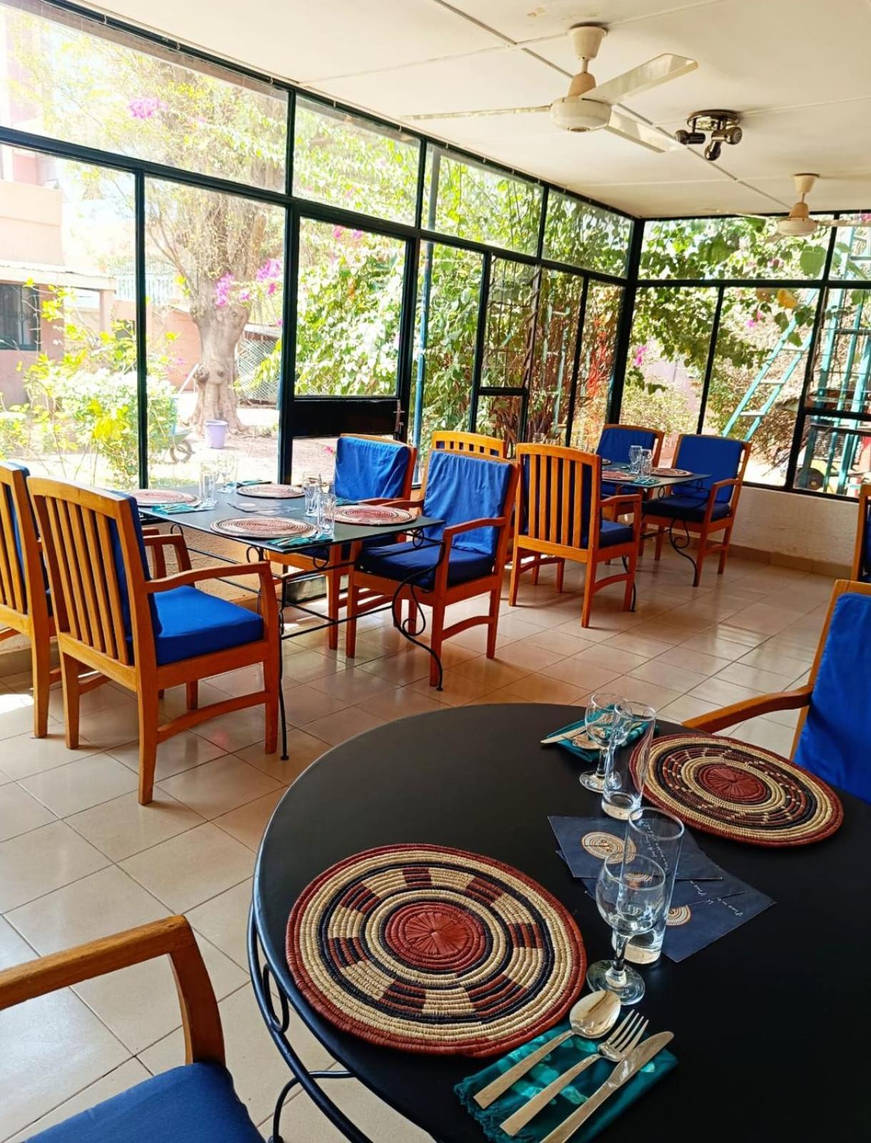 Hotel Les Palmiers Ouagadougou Kültér fotó