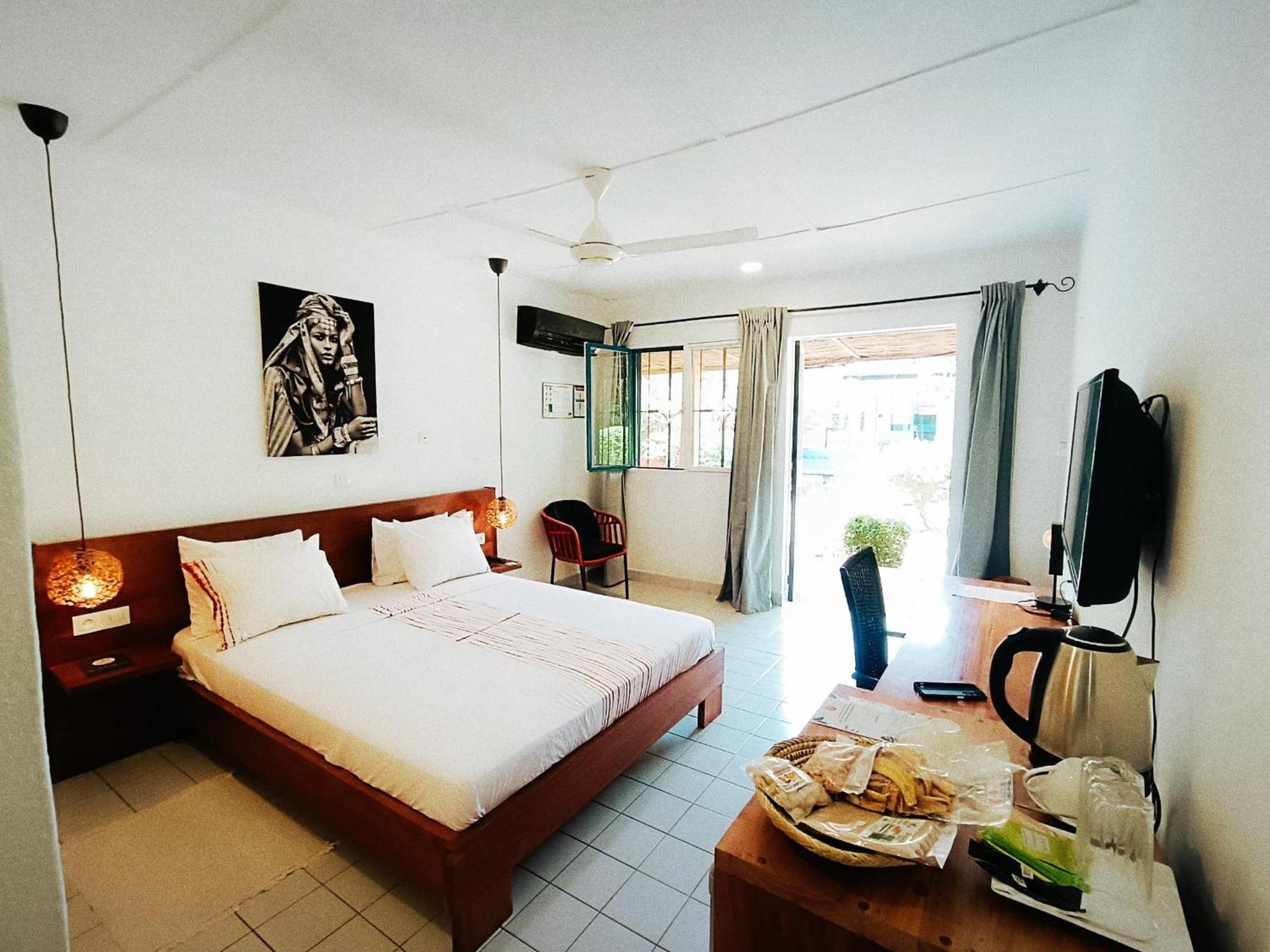 Hotel Les Palmiers Ouagadougou Kültér fotó